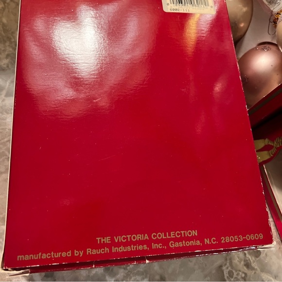 Rare Vintage VICTORIA Collection Christmas glass ornaments lot 30 ornaments USA - Picture 6 of 11